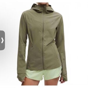 NEW LULULEMON mist over windbreaker jacket in bay leaf